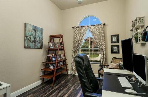 1720 Kachina Lodge Rd, Fort Worth TX  76131 exterior