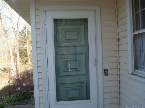 7 Over Brook Rd, East Lyme, CT 06333-1425