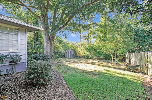 1943 Mural Cir, Morrow, GA 30260-1809