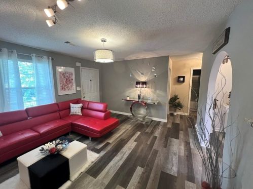 6664 Saganaw Dr, Rex GA 30273-2227 exterior