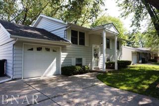 1432 Courtland Ave, Normal, IL 61761-2146