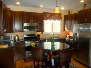 102 Fields Cir, Chapel Hill NC  27516-7797 exterior
