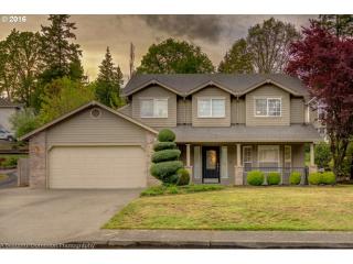 105 Cedar Falls Dr, Kelso, WA 98626-9694
