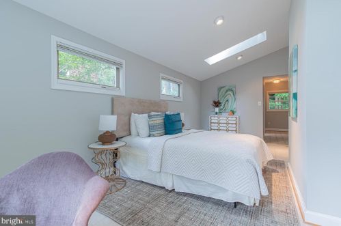 303 Melbourne Ave, Silver Spring MD 20901-2818 exterior