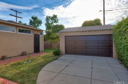 1205 Cleveland Rd, Glendale CA  91202-2602 exterior