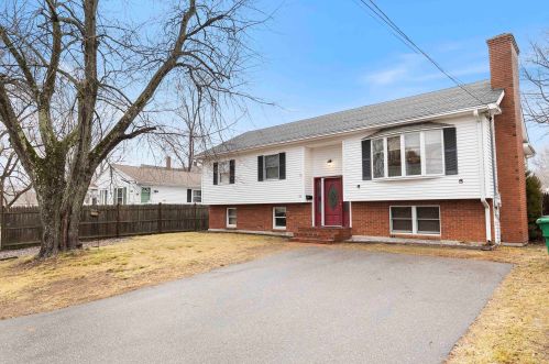 48 King St, Nashua, NH 03060-4070