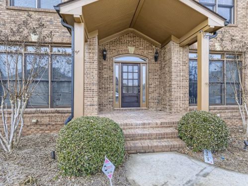 2690 Moon Chase Ln, Buford, GA 30519-5363