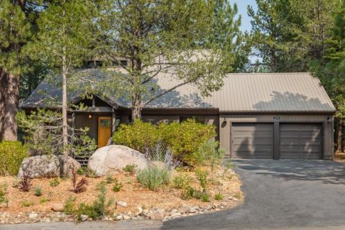12709 Peregrine Dr, Truckee, CA 96161-6828