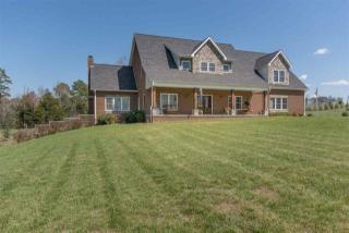 3068 Beecarter Rd, Dandridge, TN 37725-5522