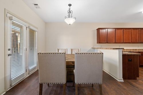 421 Fernbay Dr, Atlanta GA  30331-8957 exterior