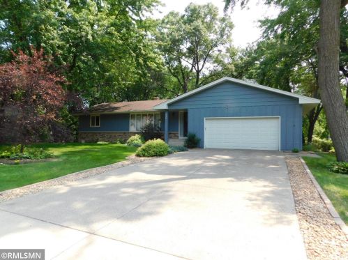 3040 Ivy St, Spectacle Lake, MN 55008-4605