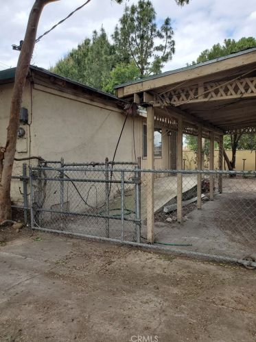 3735 Polk St, Riverside CA  92505-1821 exterior