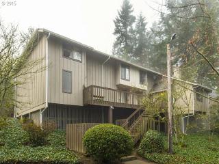 5567 Multnomah Blvd, Portland, OR 97219-3273