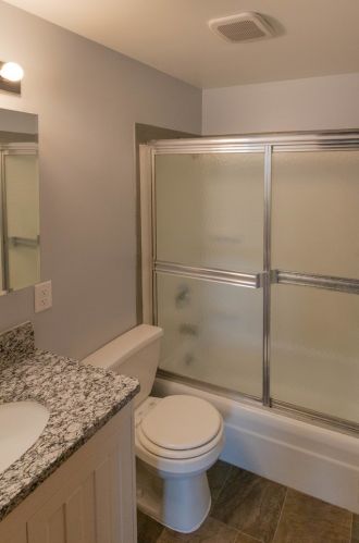 510 Maplewood Dr, Sycamore IL  60178-1212 exterior