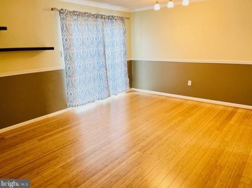 3517 Cranmer Mews, Woodbridge VA  22193-5302 exterior