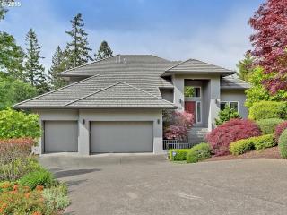 1120 Park Ridge Ln, Portland, OR 97229-9118