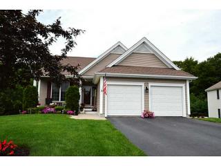43 Cambridge Cir, Smithfield, RI 02917-2564