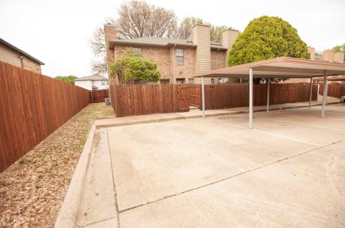 7431 Kingswood Cir, Fort Worth TX  76133-6534 exterior