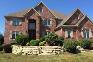 3687 Heathmoor Dr, Hoffman Estates, IL 60124-7895