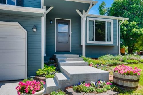 1711 Genoa Way, Denver, CO 80017-4605