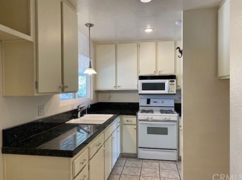 1401 Temple Heights Dr, Oceanside, CA 92056-3006