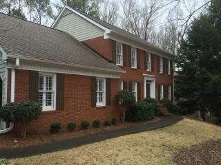 4482 Windsor Oaks Dr, Marietta, GA 30066-2236