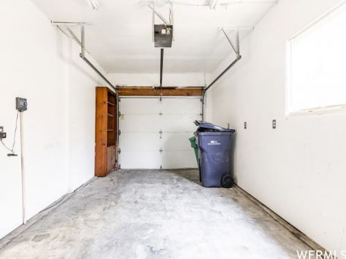 753 Vlg Way, Sandy UT 84094-1861 exterior