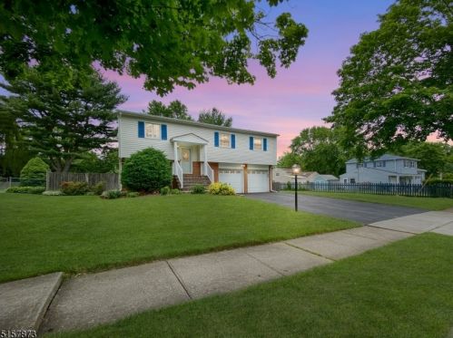 125 Pleasant View Rd, Hackettstown, NJ 07840-1017