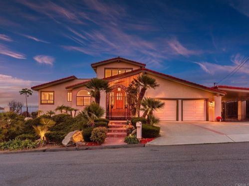 807 Phoenix Way, San Marcos, CA 92078-5031
