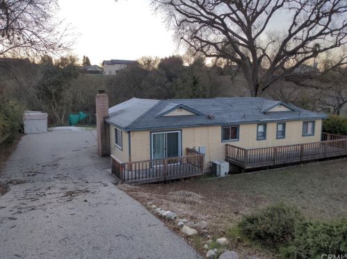 208 Mohawk Ct, Lake Nacimiento, CA 93446-2987