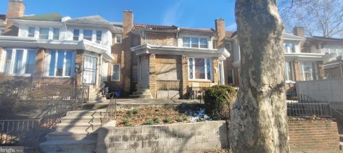 6613 18th St, Philadelphia, PA 19126-2618