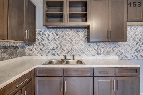 455 Yellow Springs St, Springfield OH  45504-2463 exterior