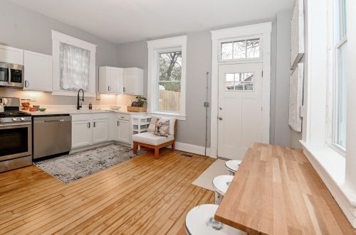 2612 Hemlock St, Cincinnati OH  45206-1608 exterior