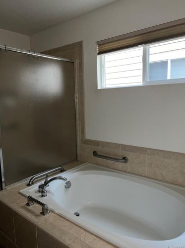 16524 Blackthorn Way, Parker CO  80134-4321 exterior