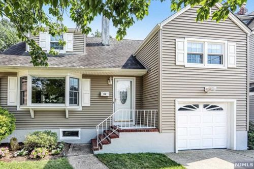 33 Cresskill Ave, Dumont, NJ 07628-1601