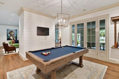 62 Brookhaven Dr, Atlanta GA  30319-1143 exterior