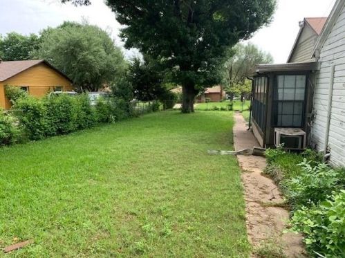 2623 Crest Ave, Dallas, TX 75216-3216