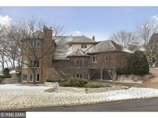 2700 Medicine Lake Blvd, Minneapolis, MN 55441-3235