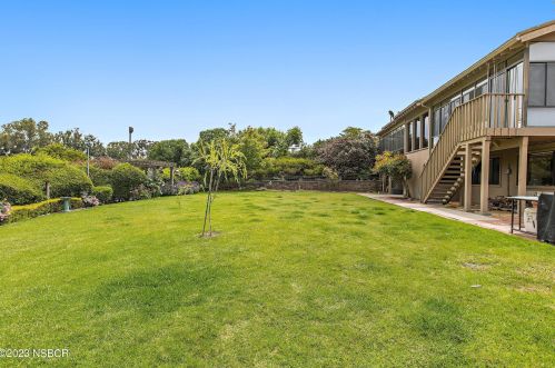 2123 Fallen Leaf Dr, Santa Maria CA  93455-5739 exterior