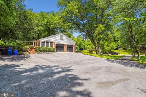 501 Apple Grove Rd, Silver Spring MD 20904-2753 exterior