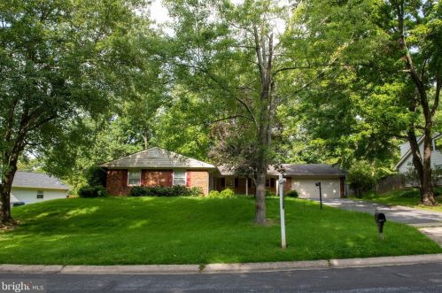 2931 Birchtree Ln, Silver Spring, MD 20906-3032