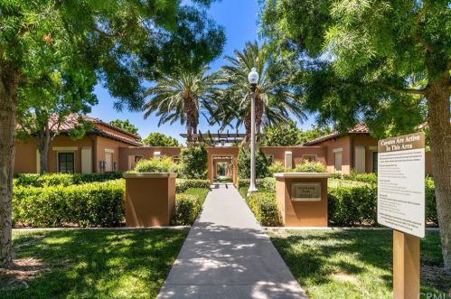 155 Pathway, Irvine CA  92618-8846 exterior
