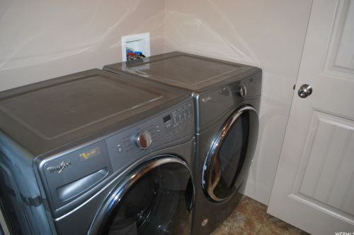 417 1250, Hyrum UT 84319-2030 exterior