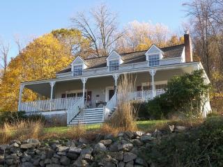 121 County Road 579, Bloomsbury, NJ 08804-3318