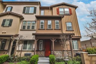 6761 Mariposa Ln, Pleasanton, CA 94568-4231