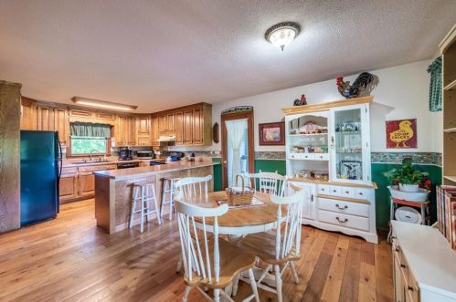 2415 Camp Rd, Big Canoe GA  30143-4925 exterior