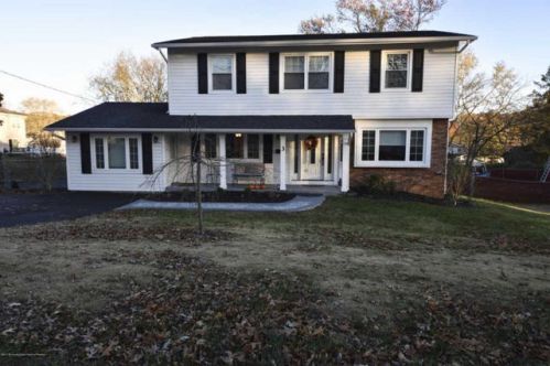 3 Princeton Dr, Jackson Twp, NJ 08527-2317