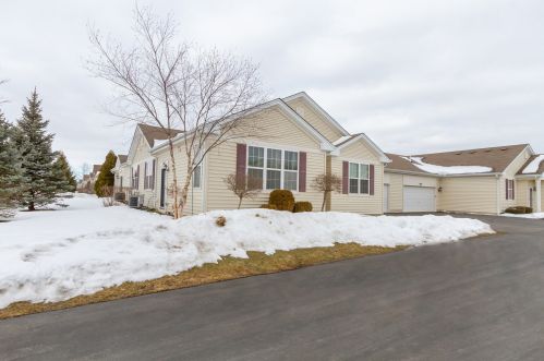 1617 Hannah Ln, Pingree Grove, IL 60140-5416