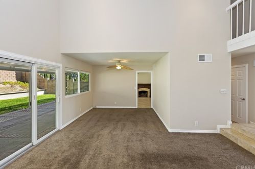 7325 Calle Granada, Anaheim CA  92808-1033 exterior