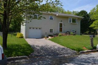 280 Canary Cir, York, PA 17404-5713